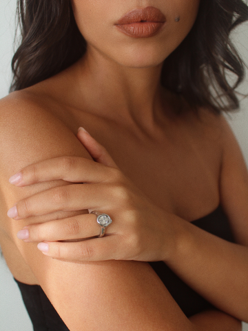 Chloé White Zircon Ring Silver