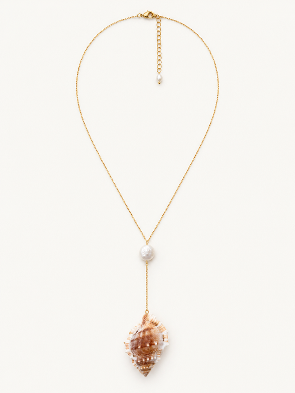 Formentera Pendant Conch Shell Necklace