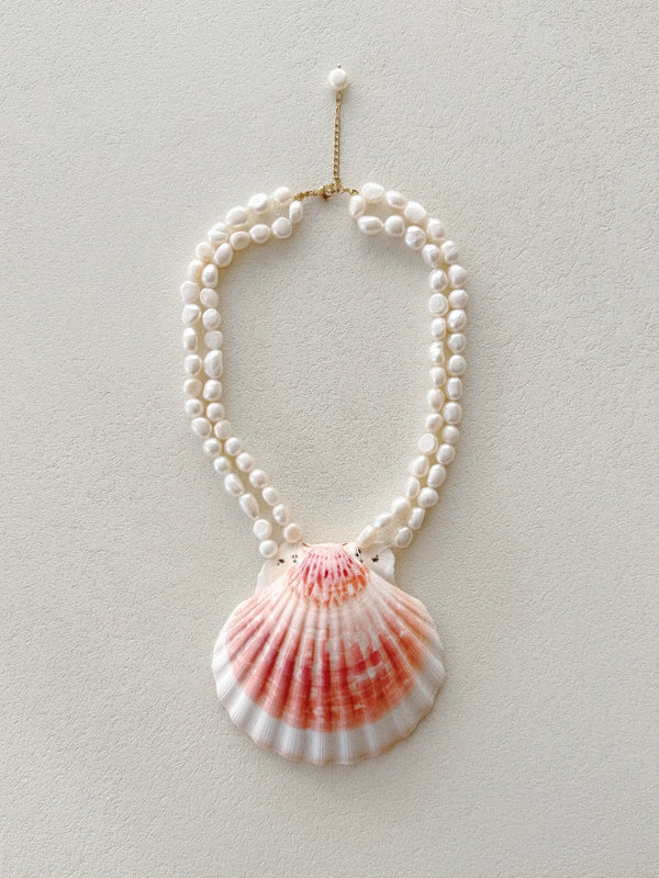 Saint-Tropez Pearl Scallop Shell Necklace