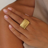 Julia Adjustable Ring